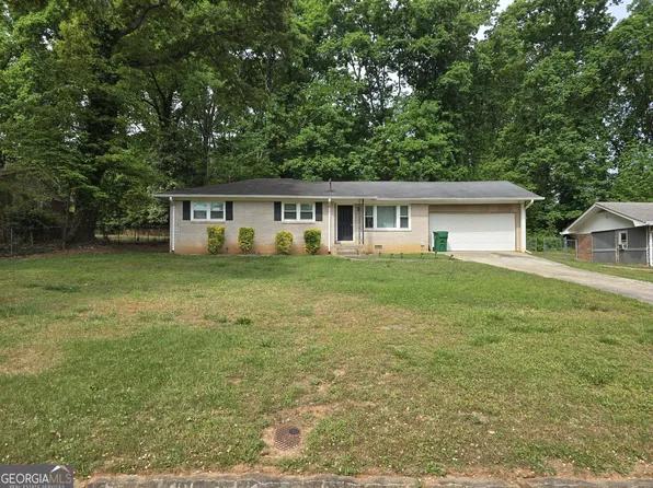 2717 Hutch Dr, Decatur, GA 30034