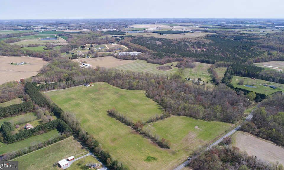 2nd image of Eveland Rd