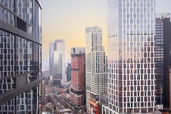 Rented by Red Apple Group | media 8