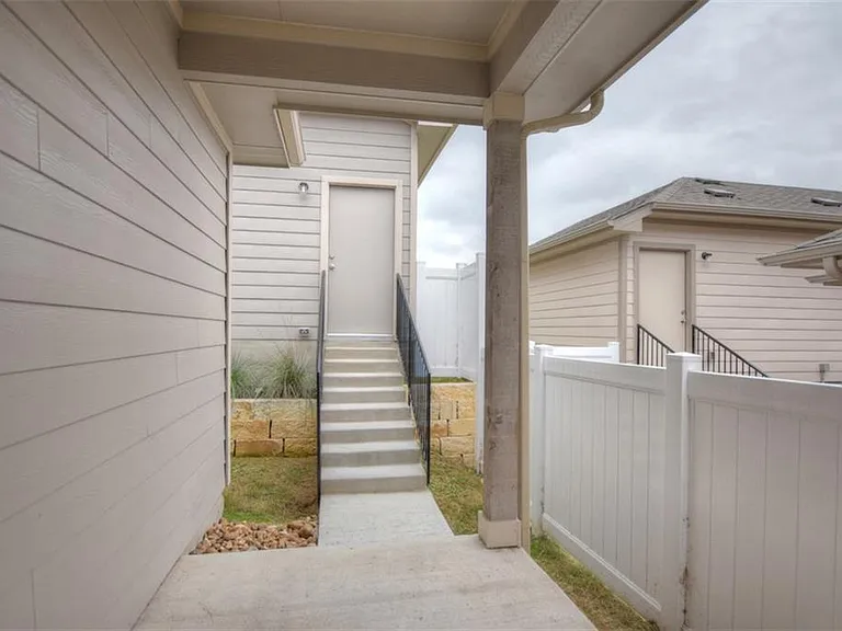 517 Katmai Cir — Photo 23