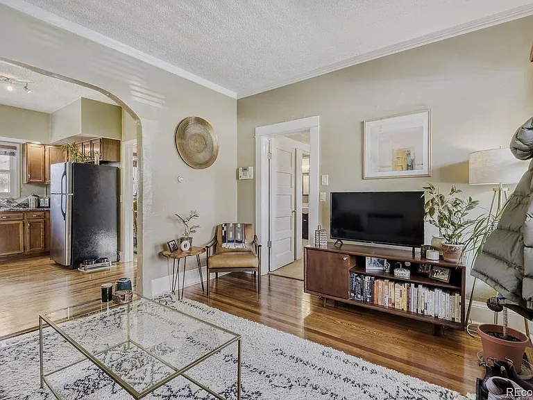 424 E Tennessee Ave — Photo 4