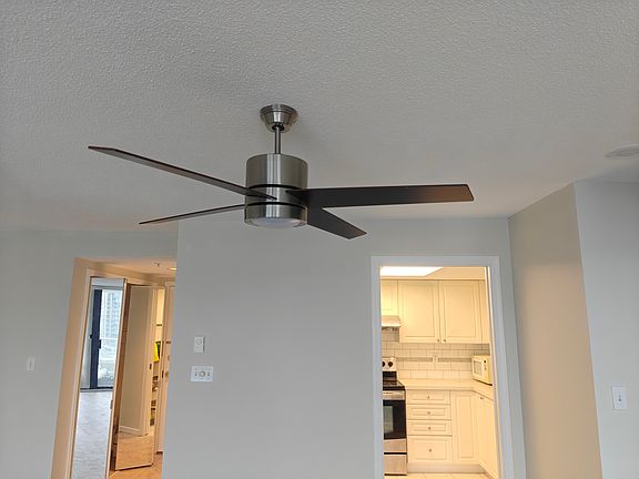 5th image of 6088 Minoru Blvd #904