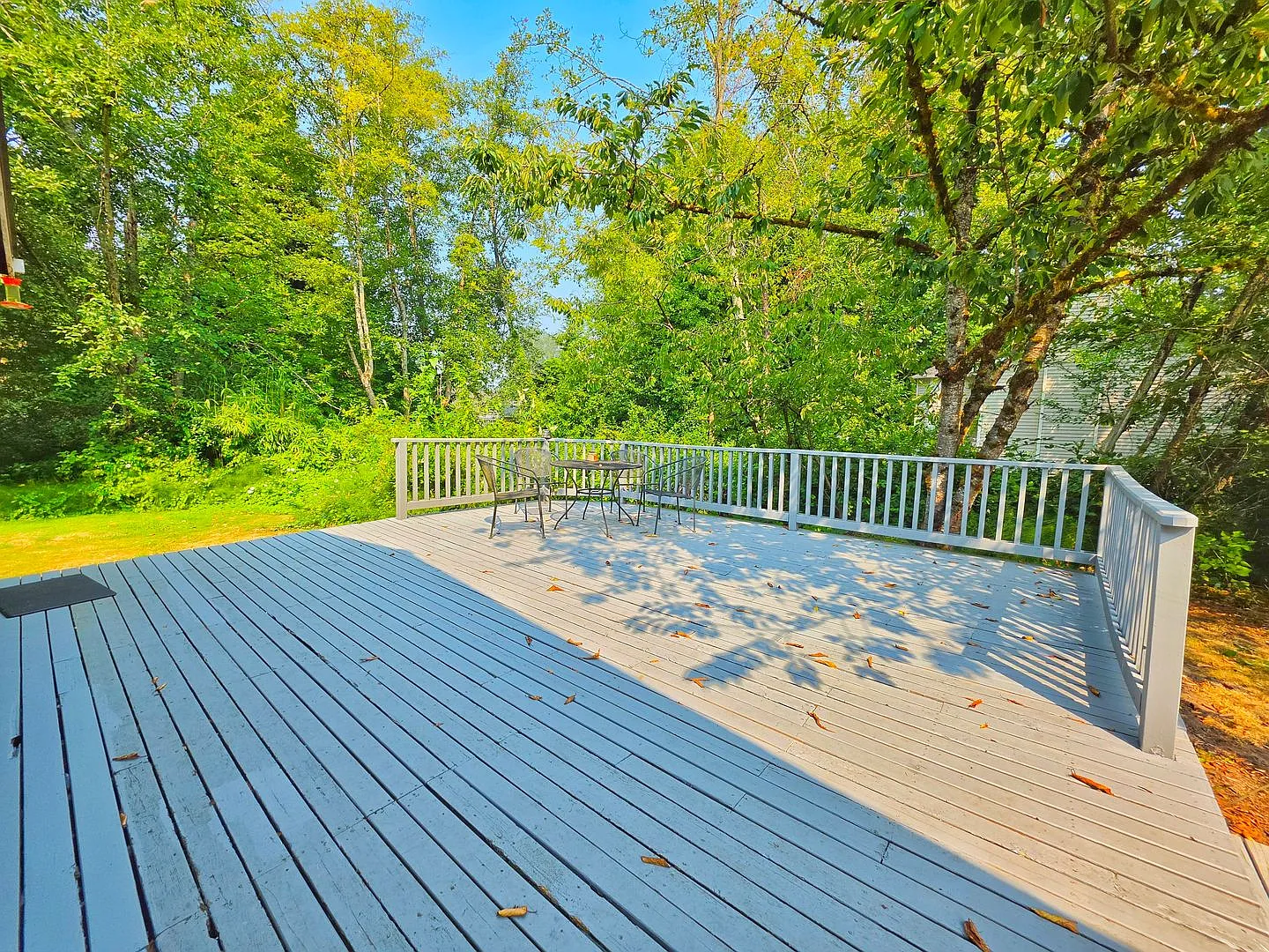 Charming Rose Hill Rambler with Spacious Private Lot — Photo 3