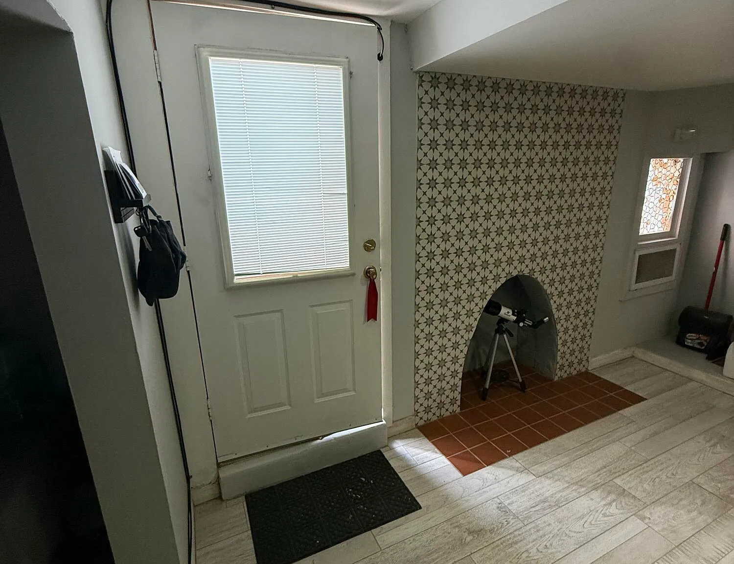 1 bed, 1.0 bath, 600 sqft, $825 — Photo 3