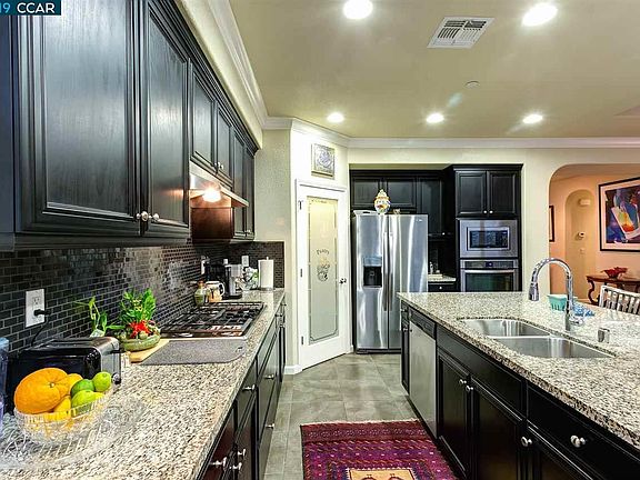 3rd image of 8539 Pinehollow Cir