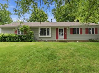 324 Boulder Hill Pass, Oswego, IL 60543
