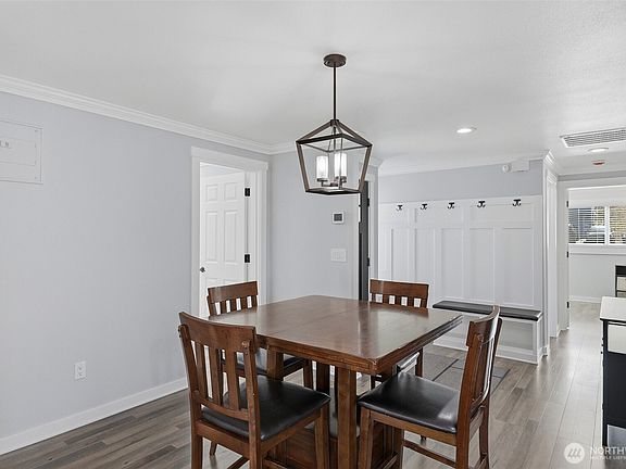 4th image of 6014 S Gove Street
