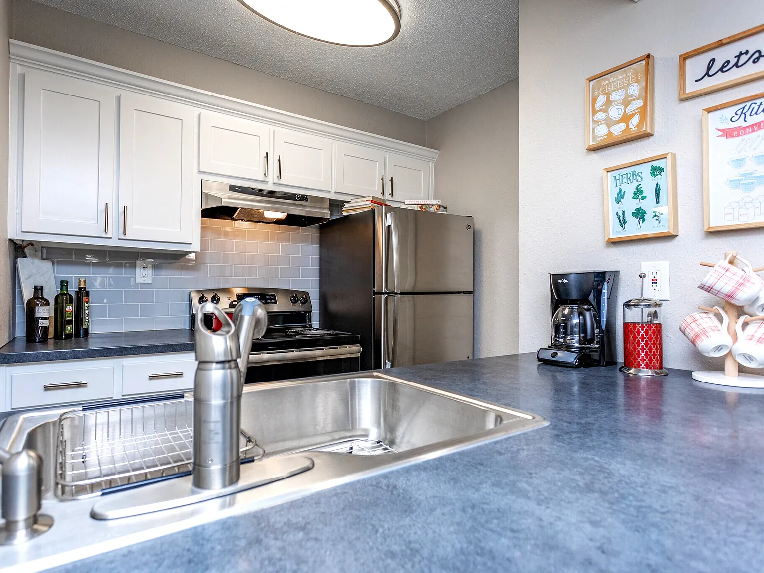 Domain Apartments — Photo 1