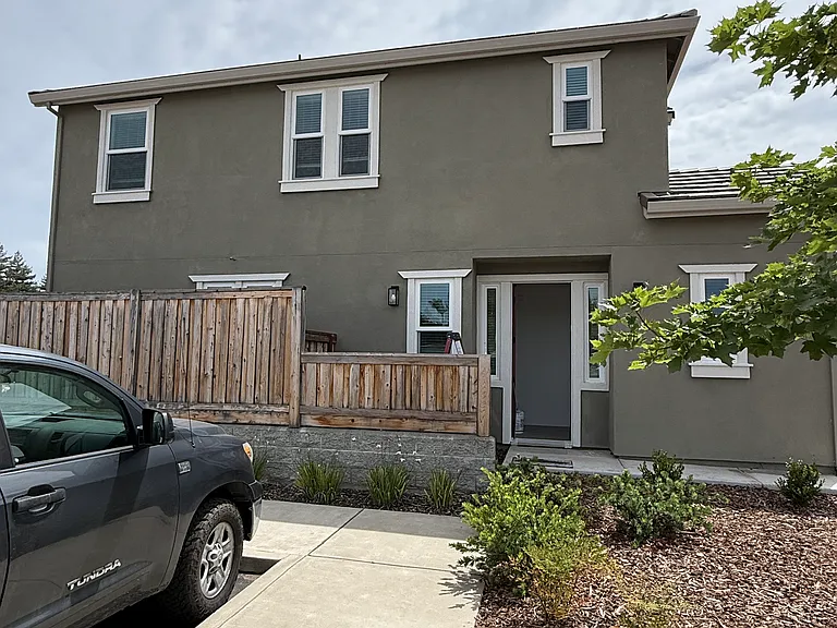 4410 Redstart Ln — Photo 3