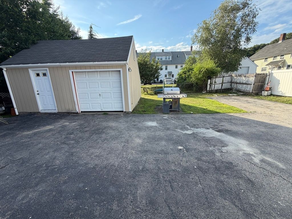 38 C St #38, Northbridge, MA - View 5