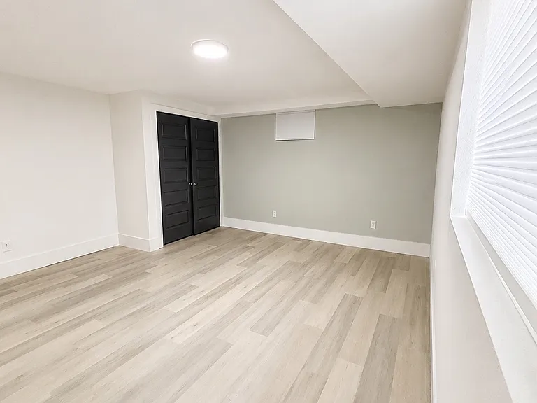 320 Parkway Cir N — Photo 11
