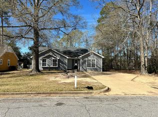 2534 Schley Ave, Albany, GA 31707