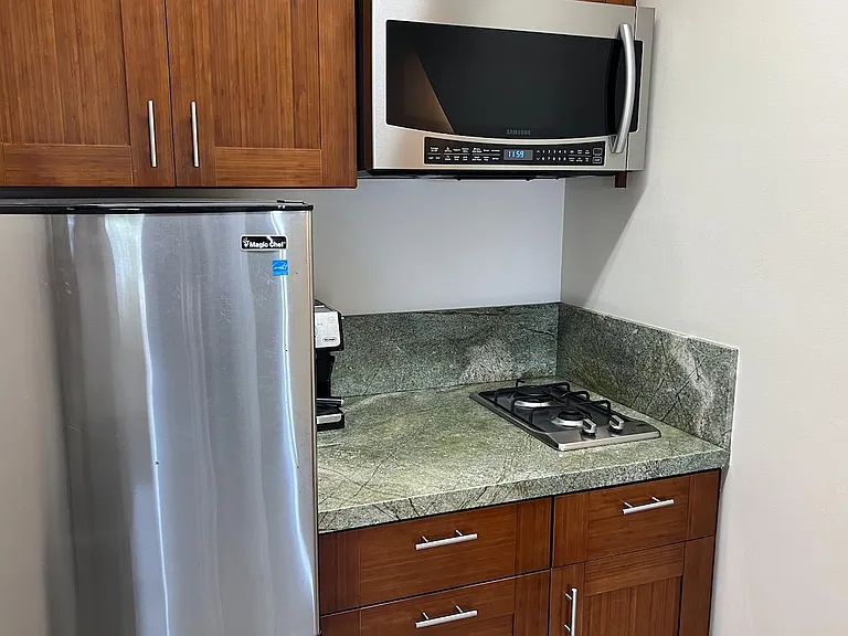 963 Emma Dr — Photo 10