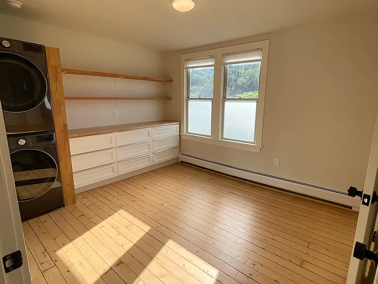 34 Pleasant St #2 — Photo 14