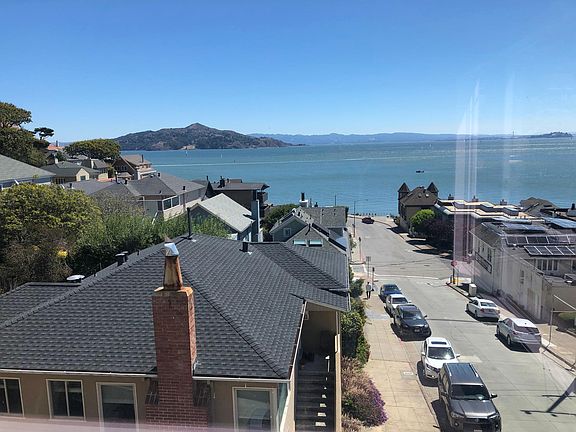 pano views
walking distance to everything