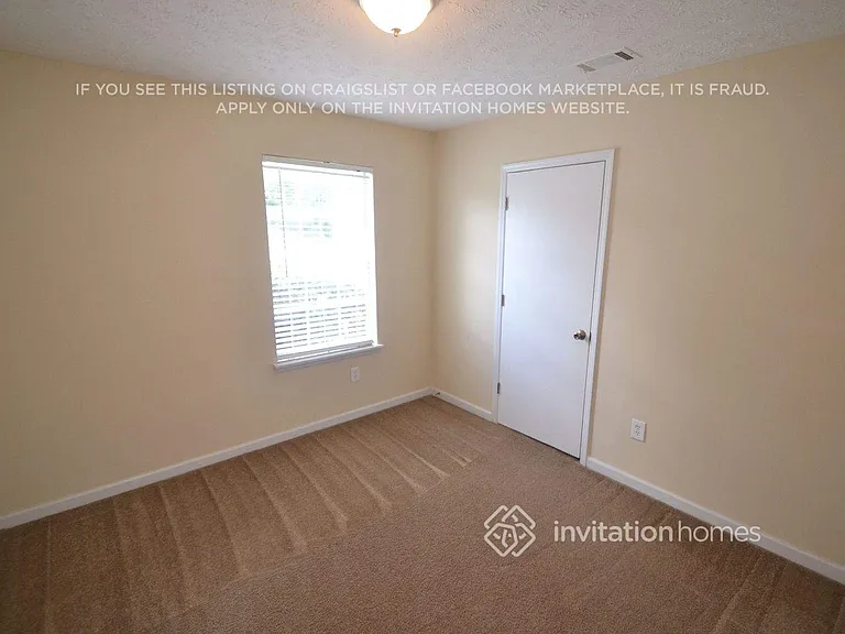 2805 Wildflower Ln — Photo 8