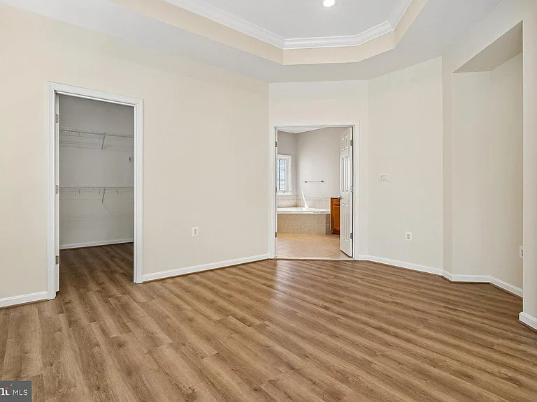 9059 Galvin Ln — Photo 38