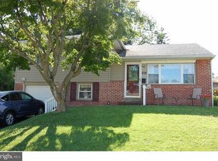 228 Warren Blvd, Broomall, PA 19008