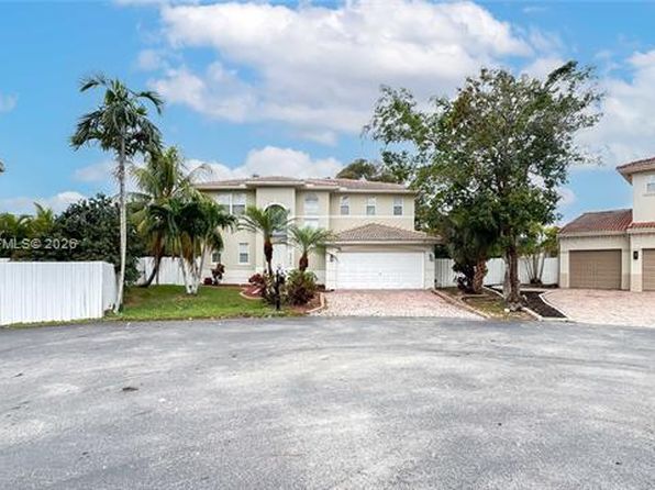 2398 SW 132nd Ter #A