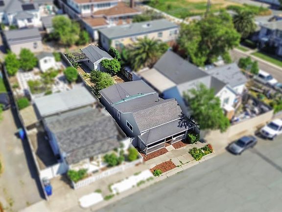 2nd image of 514 Montezuma St