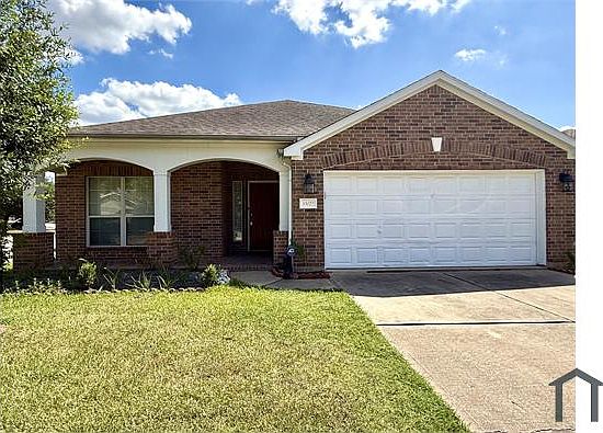 2nd image of 10022 Driftwood Park Dr