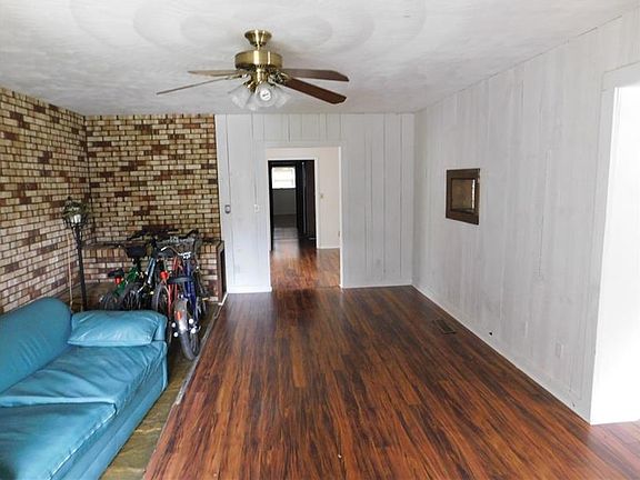 2nd image of 1184 Murray Ave