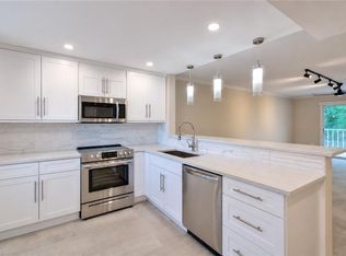 2360 Naples Trace Cir UNIT 6, Naples, FL 34109