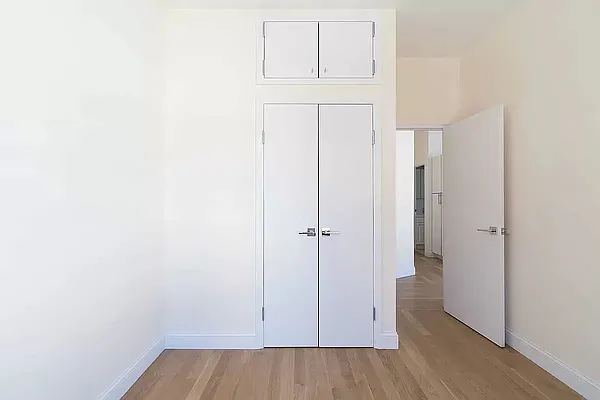 Rented by REAL New York | media 14