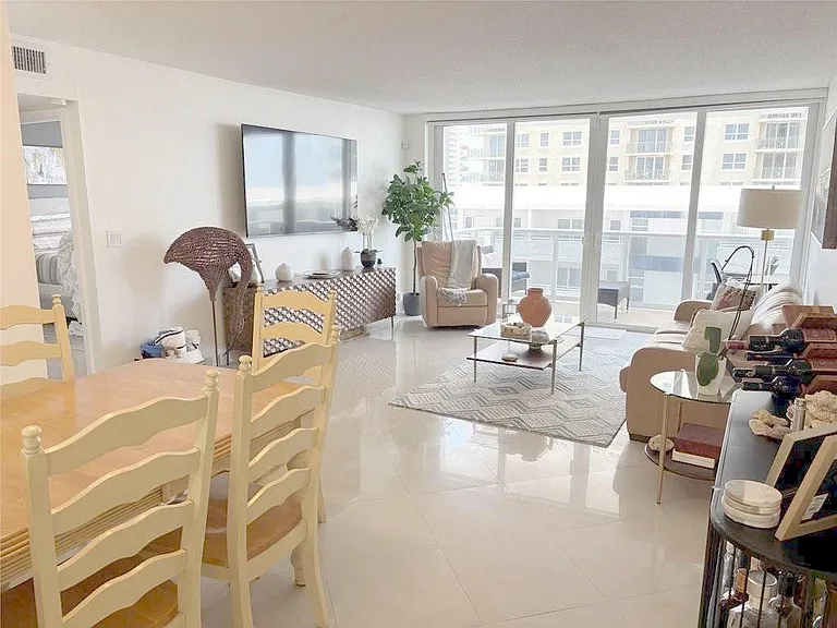 3140 S Ocean Dr #809 — Photo 3