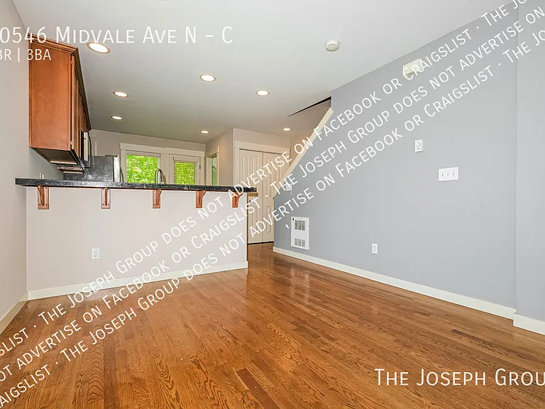 10546 Midvale Ave N #C — Photo 8