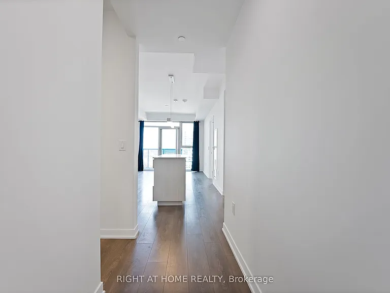 20 Richardson St #11 — Photo 8