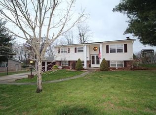 3600 Valley Dr, Godfrey, IL