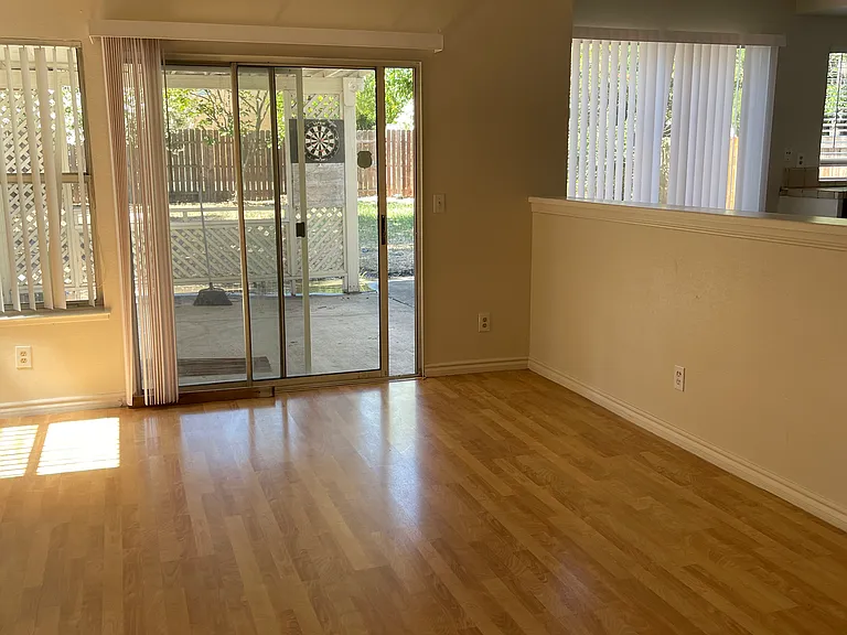 8795 Deer Creek Cir — Photo 5