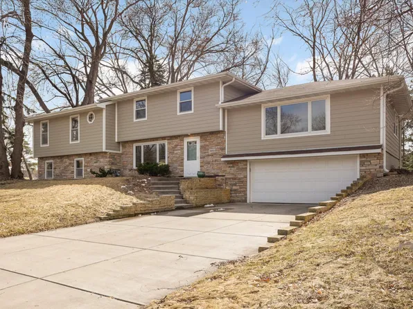 1460 Red Cedar Rd, Eagan, MN 55121