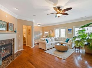 4010 Manchester Cir, Roswell, GA 30075