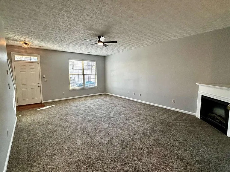 4249 High Park Ln — Photo 5