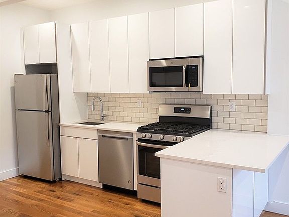 3rd image of 355 W 122nd St #3A
