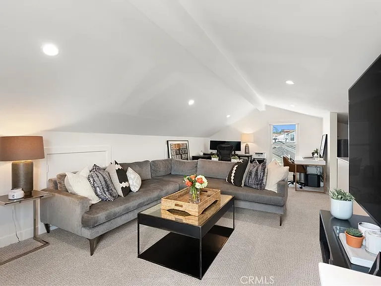 617 1/2 Acacia Ave — Photo 18