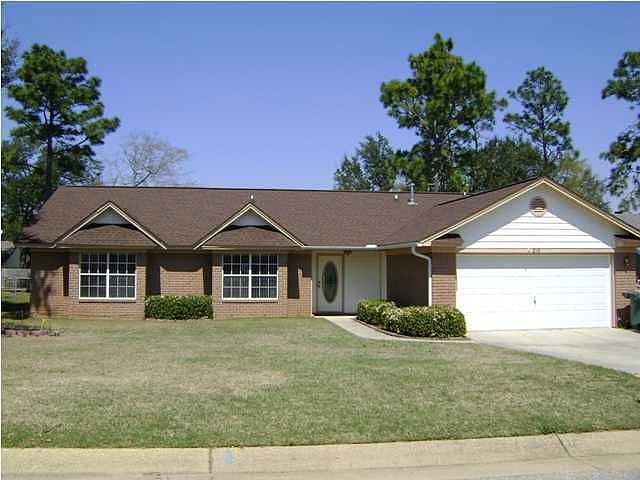 1st image of 216 Lakeland Ct