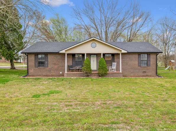 145 Rocky Creek Loop, Castalian Springs, TN 37031