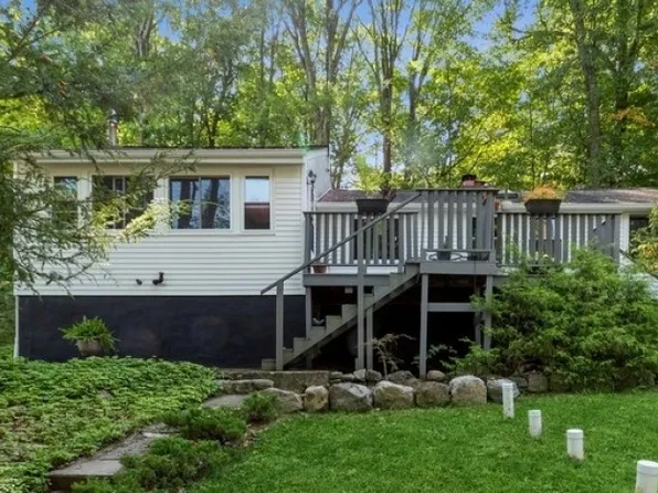 203 Glenside Trl, Byram Twp., NJ 07871