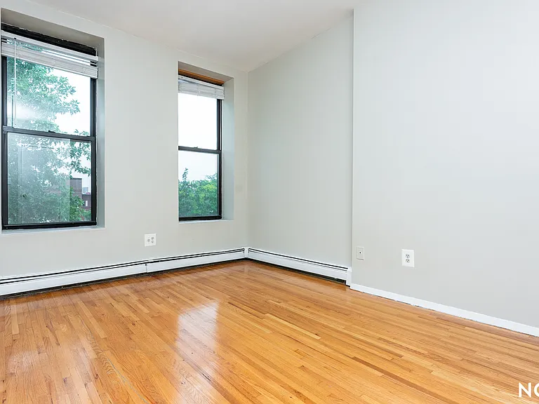147 9th St #4A — Photo 7