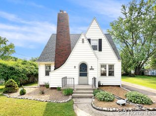 3991 Costa Ave NE, Grand Rapids, MI 49525