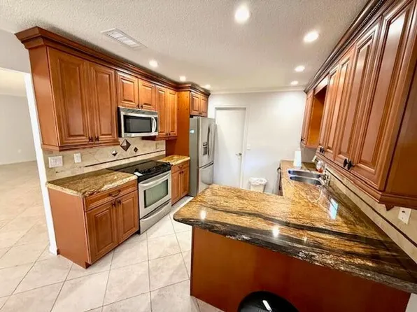 23160 SW 53rd Ave, Boca Raton, FL 33433