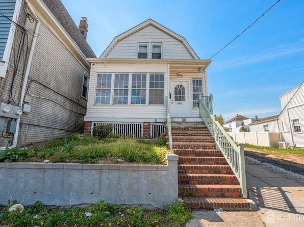 685 Raritan Ave, Perth Amboy, NJ 08861