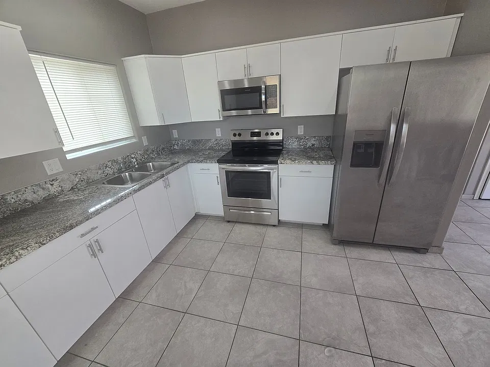1013 E 36th St #2