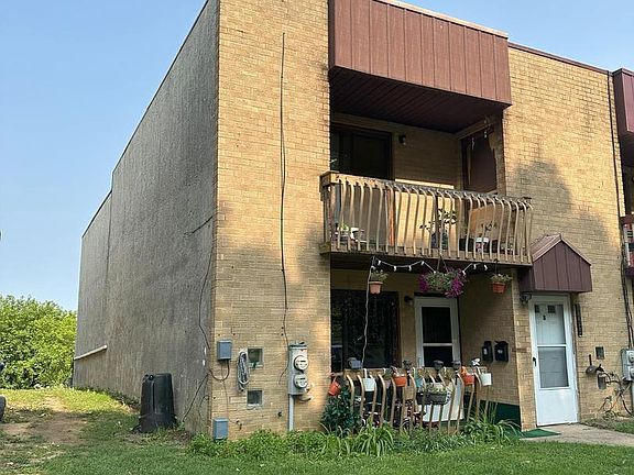 3rd image of 7525 Calvert St