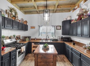 90 Gap Rd, Altamont, TN 37301