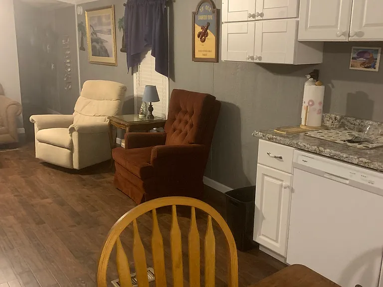2924 Burnsville St SW — Photo 14