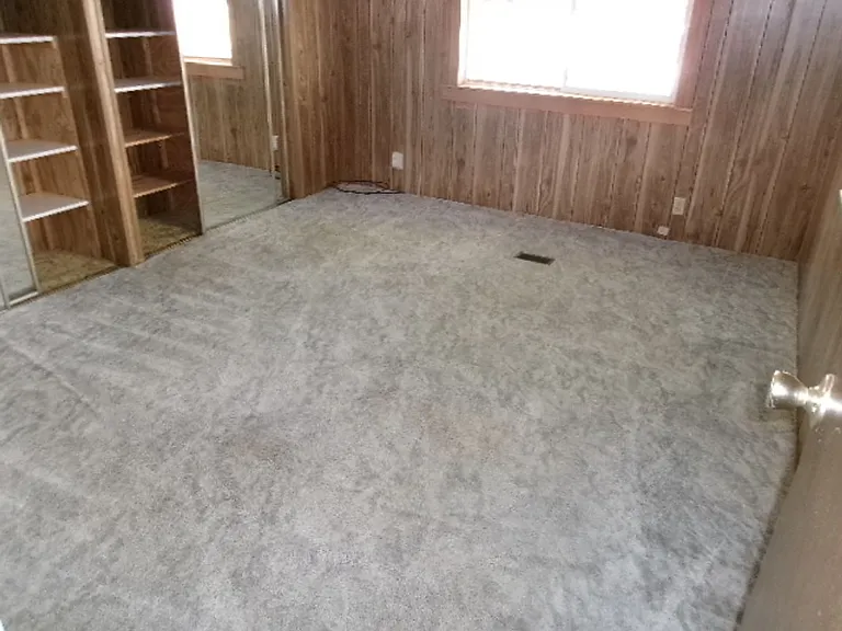 5615 E Woodcross Dr — Photo 8